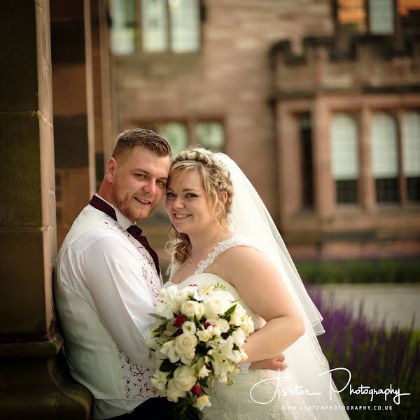Fotografo di matrimoni Steve Ashton (ashtonphoto). Foto del 2 luglio 2019