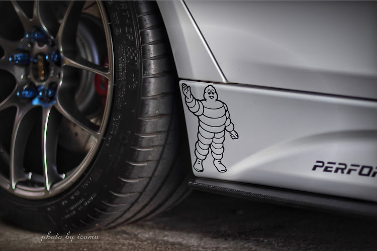 3シリーズ セダンの一眼レフ初心者・カメ活・写真が好きな人と繋がりたい・Sticker Tuneに関するカスタム事例の投稿画像5枚目