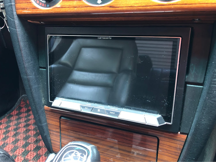 その他のW201・190E・カーオーディオ・カーナビ・過去作業に関するカスタム事例の投稿画像2枚目