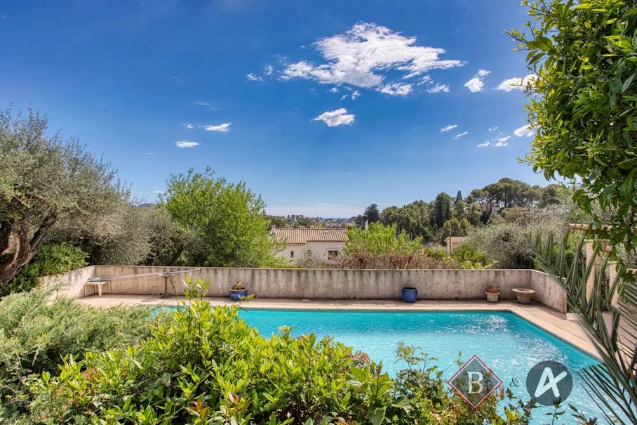 Vente maison 6 pièces 140.3 m² à Mougins (06250), 1 170 000 €