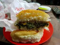 Goli Vada Pav No. 1 photo 7