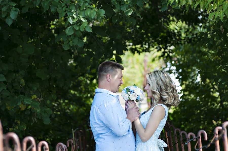 Wedding photographer Ekaterina Balabaeva (katyabakabaeva). Photo of 14 October 2017