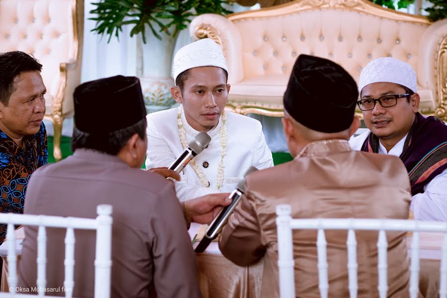 Fotógrafo de casamento Oksa Mubasarul Fikri (fikri). Foto de 21 de junho 2020