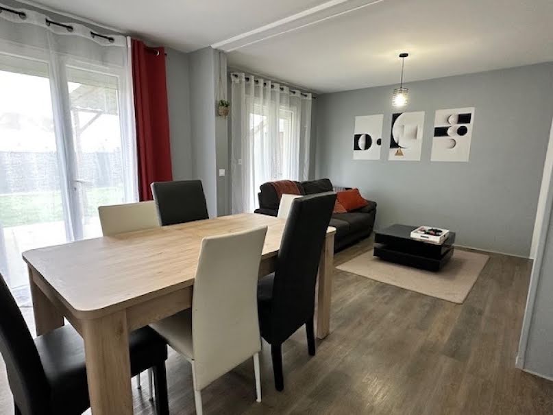 Vente maison 5 pièces 105 m² à Neuville-sur-Sarthe (72190), 236 000 €