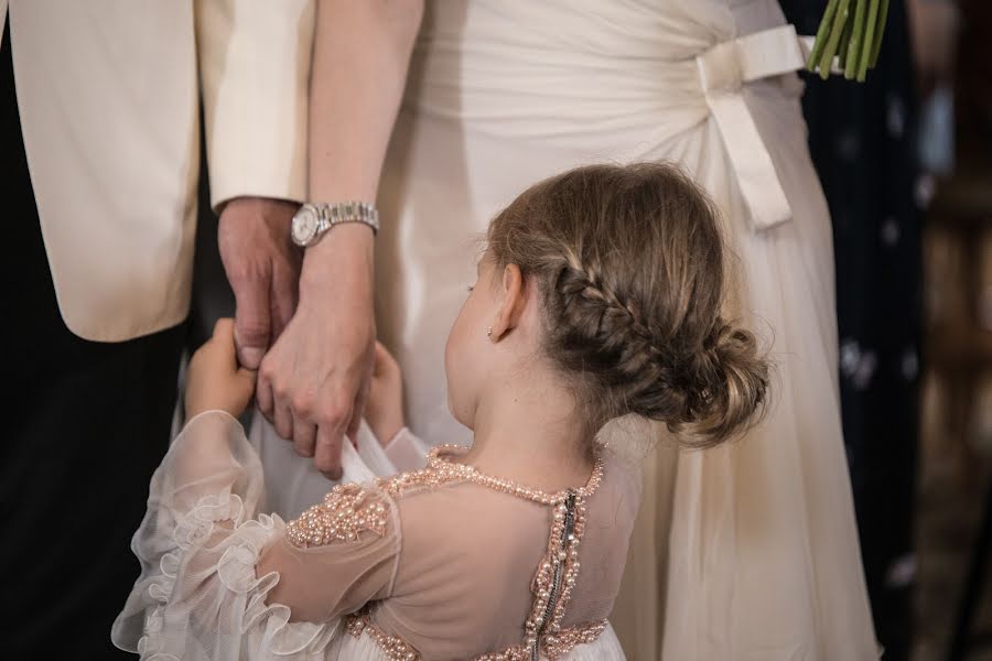 Fotografo di matrimoni Iulian Sofronie (iuliansofronie). Foto del 24 marzo 2018