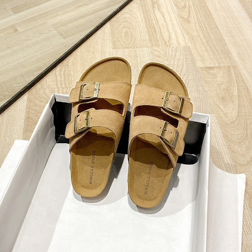 Title 8, Womens Fashion Personality One Word Flip-flops