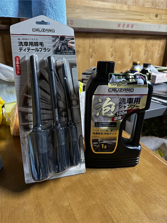 ハイエースバンのいつもいいね＆コメントありがとうございます・字光式ナンバー愛好会・洗車・コメリのシャンプー最高・クルザードは良いぞ😁に関するカスタム事例の投稿画像2枚目