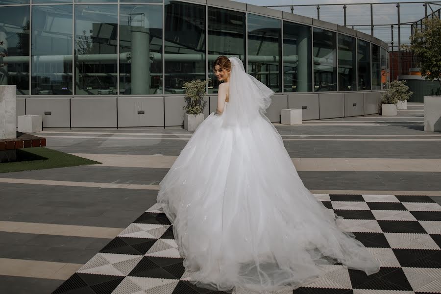 Fotografo di matrimoni Alla Kareni (allakareni). Foto del 19 settembre 2021