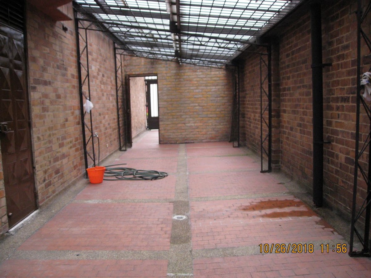 Local En Arriendo - Santa Barbara, Bogota