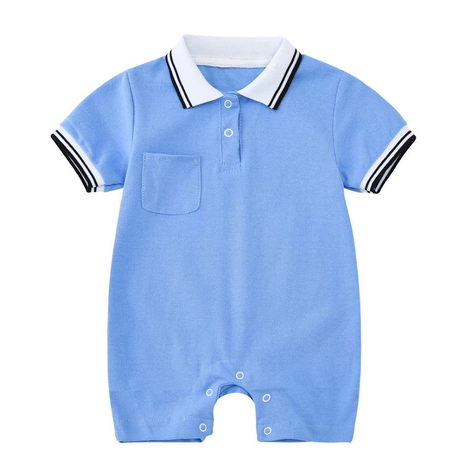 Barboteuse à revers de mode preppy pour garçons et filles. Idéale pour occasions spéciales et usage quotidien, alliant style et confort.