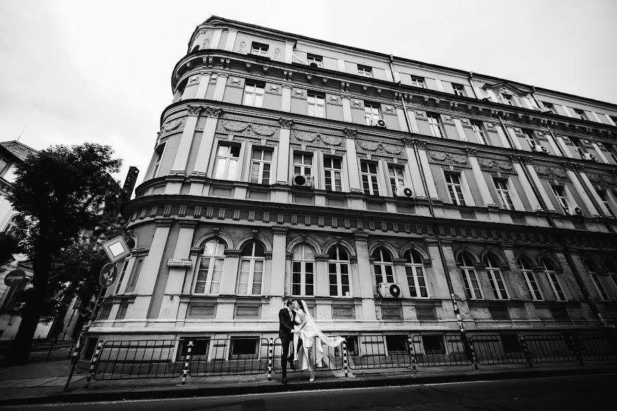 Fotógrafo de casamento Simon Varterian (svstudio). Foto de 11 de abril 2018