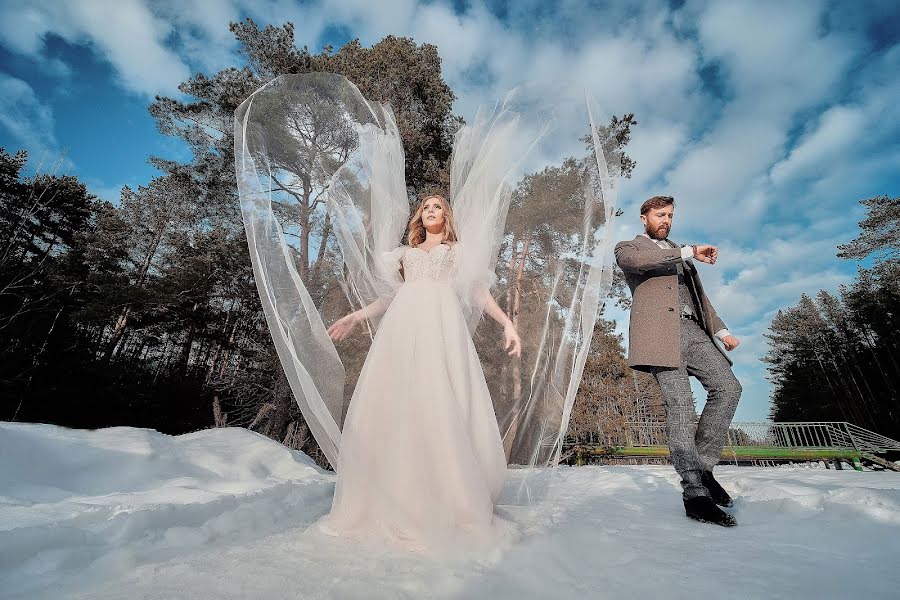 Bröllopsfotograf Aleksandr Bobrov (airlev). Foto av 27 februari 2019