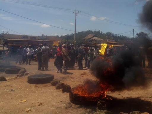 Tobacco farmers during a protest over non-payment of Sh100m debt owed to them by Mastermind Tobacco Ltd, Wednesday September 12, 2018. /GERALD MUTETHIA