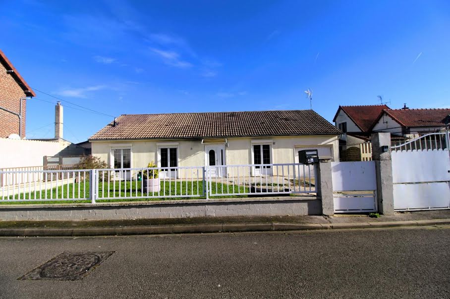 Vente maison 4 pièces 98 m² à Muille-Villette (80400), 98 500 €