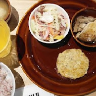 Cafe & Meal MUJI