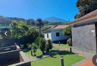 Maison avec piscine et terrasse 3