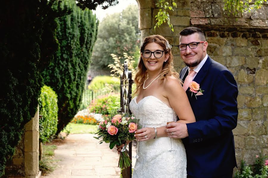 Wedding photographer Katie Battie (katiebattiephoto). Photo of 8 June 2023