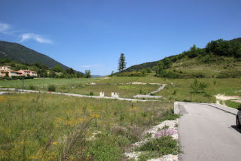 terrain à Annot (04)