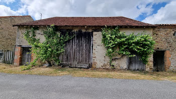 locaux professionnels à Magnac-Laval (87)