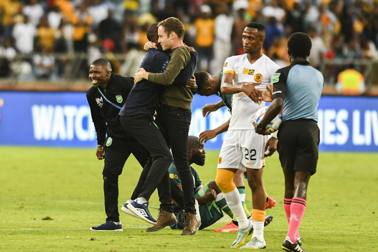 Romain Folz, head coach of AmaZulu FC, celebrates with team during the match between AmaZulu and Kaizer Chiefs at Moses Mabhida Stadium in Durban, October 23 2022. Picture: DARREN STEWART/GALLO IMAGES