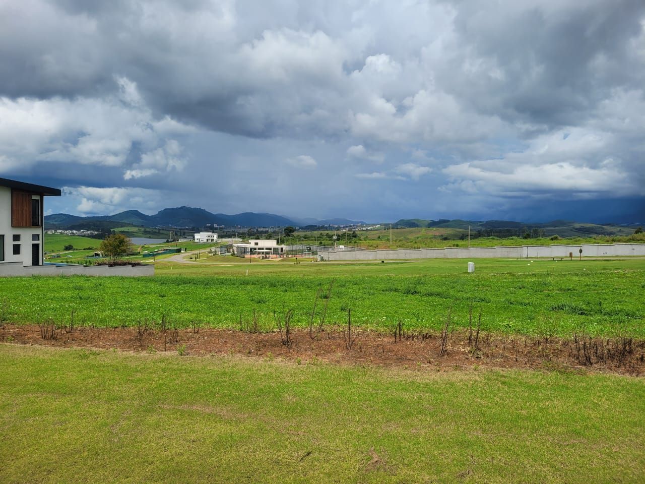 Terrenos à venda Jardim Planalto