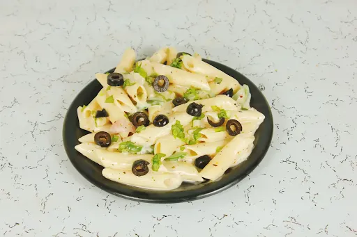 Creamy White Sauce Pasta