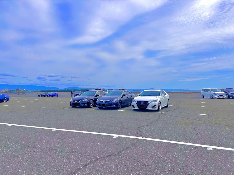 クラウンアスリートのPickUpCars2025・大阪・クラウン・泉大津フェニックス・ファンミーティング2025に関するカスタム事例の投稿画像1枚目