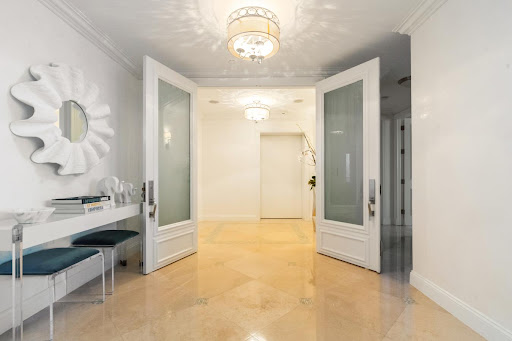 Appartement avec piscine en bord de mer 2