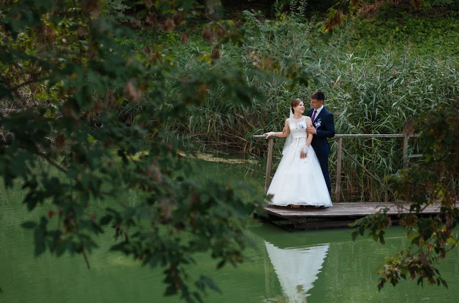 ช่างภาพงานแต่งงาน Maksim Drozhnikov (maximfoto) ภาพเมื่อ 16 กันยายน 2016