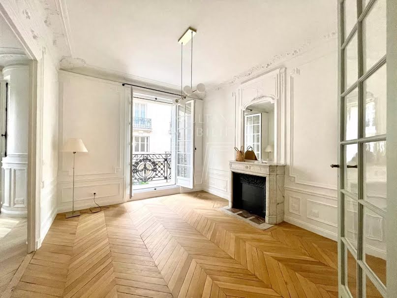 Location meublée appartement 4 pièces 78 m² à Paris 17ème (75017), 3 200 €