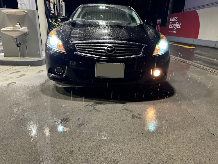 スカイラインのひさしぶりの投稿・ずぶ濡れの愛車・梅雨・当て逃げダメ！絶対！に関するカスタム事例の投稿画像10枚目