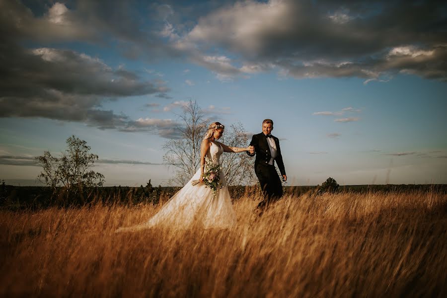 Wedding photographer Petri Mast (petrimast). Photo of 4 February