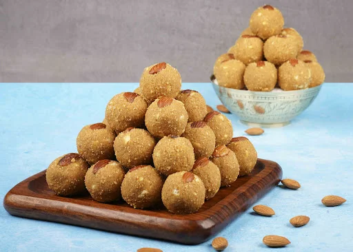 Besan Ladoo