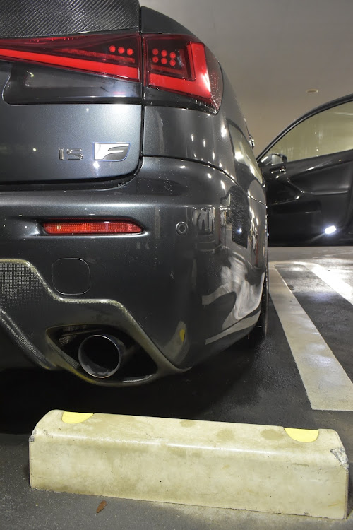 IS Fの売ります・フルエキ・ISF・HNT会・LEXUS ALLISMT2024に関するカスタム事例の投稿画像3枚目