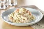 Creamy Shrimp Alfredo was pinched from <a href="http://www.kraftrecipes.com/recipes/creamy-shrimp-alfredo-113758.aspx?cm_mmc=eml-_-rbe-_-20100504-_-1004" target="_blank">www.kraftrecipes.com.</a>