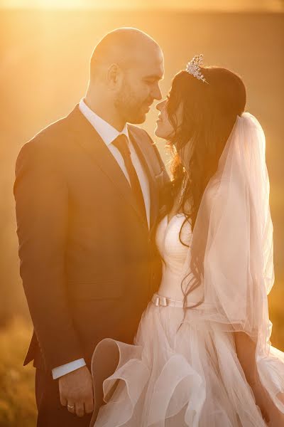 शादी का फोटोग्राफर Aleksey Mostovoy (palmera300991)। अप्रैल 22 2019 का फोटो