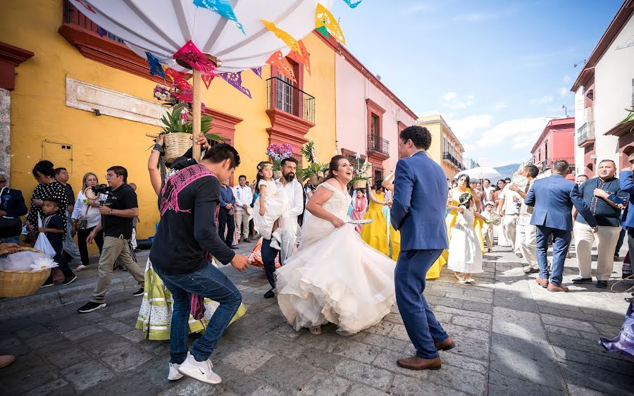 Fotógrafo de casamento Constantino Ruiz Bautista (enigmatino). Foto de 9 de março 2022