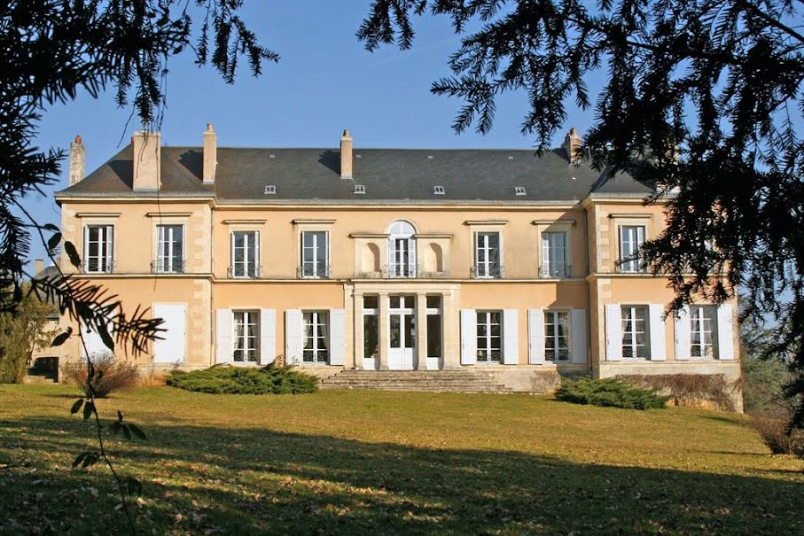 Vente château 15 pièces 600 m² à Poitiers (86000), 1 350 000 €