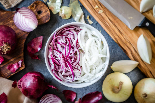 How to thinly slice an onion 