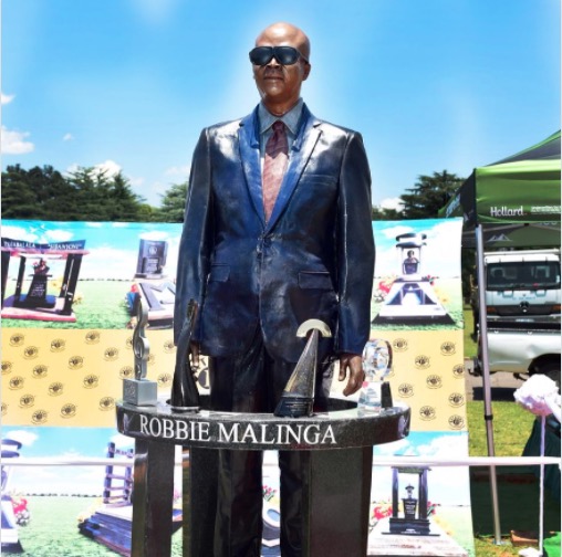 The first version of the Robbie Malinga 'satue-tombstone' had to be reworked as it did not resemble the musician.