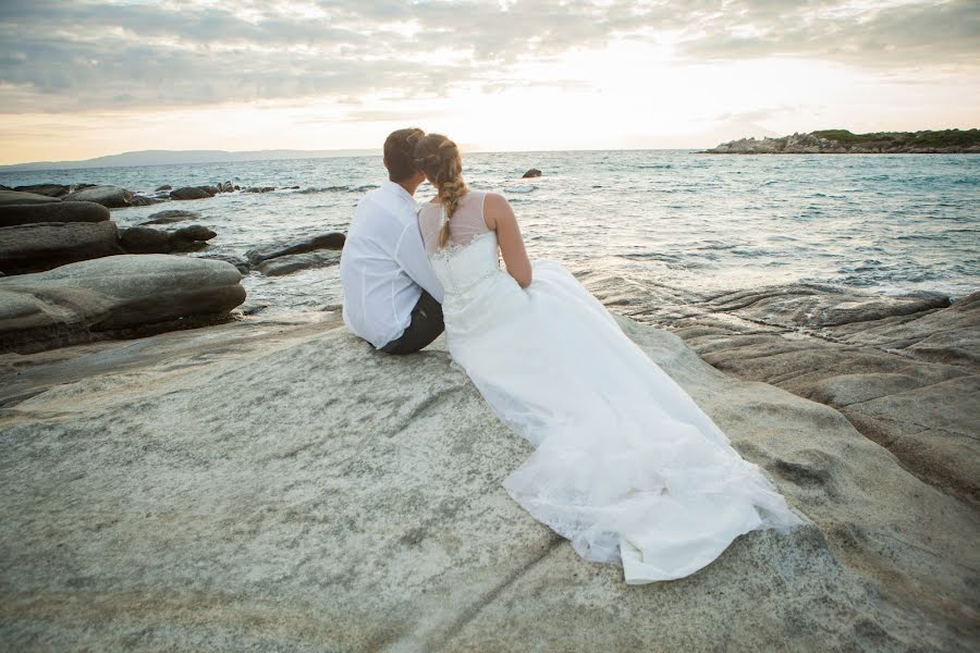 Fotografo di matrimoni Emilia Panagiotou-Okto (panagiotou). Foto del 4 aprile 2020