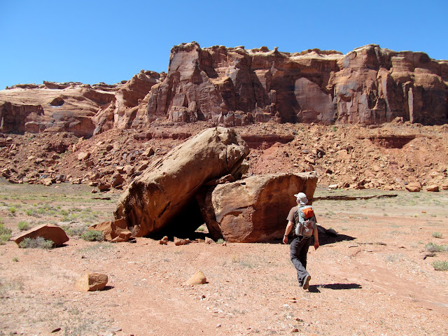 Checkin' out some boulders