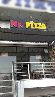 Mr. Pizza photo 4