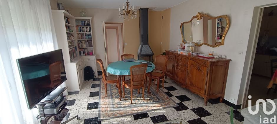 Vente maison 5 pièces 105 m² à Abbeville (80100), 197 000 €