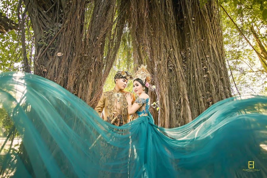 Wedding photographer Dewa Gde Adnyana Putra Dewa Portraitbali (dewagdeadnyanapu). Photo of 28 May 2020