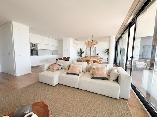 Apartment with pool 4
