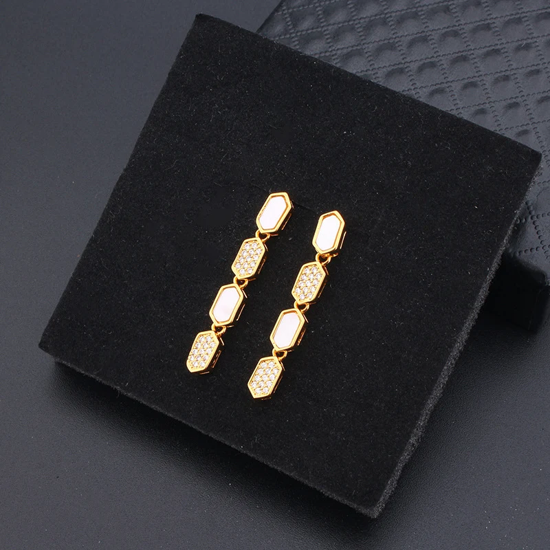 Collar y pendientes de panal geométrico coreano, moda creativa, chapado en oro, piedra ornamental, cadena para suéter. Elegancia.
