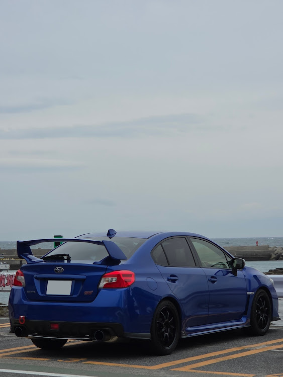WRX STIのドライブ・洗車・ホイール交換に関するカスタム事例の投稿画像1枚目