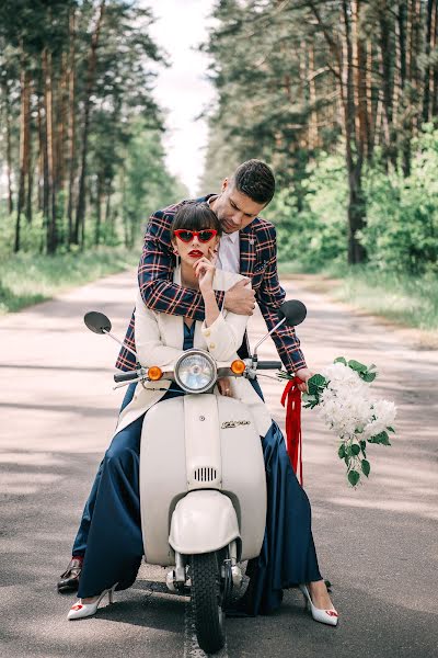 Fotógrafo de casamento Inga Korotonozhkina (astora). Foto de 9 de junho 2020