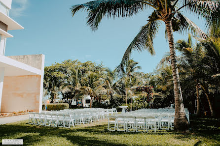 Fotografo di matrimoni Nikki Van Huffel (nikkilucyphoto). Foto del 13 aprile 2020